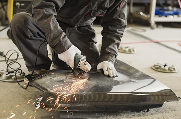 Auto Body & Collision Damage Repairer - 310B | Mohawk College